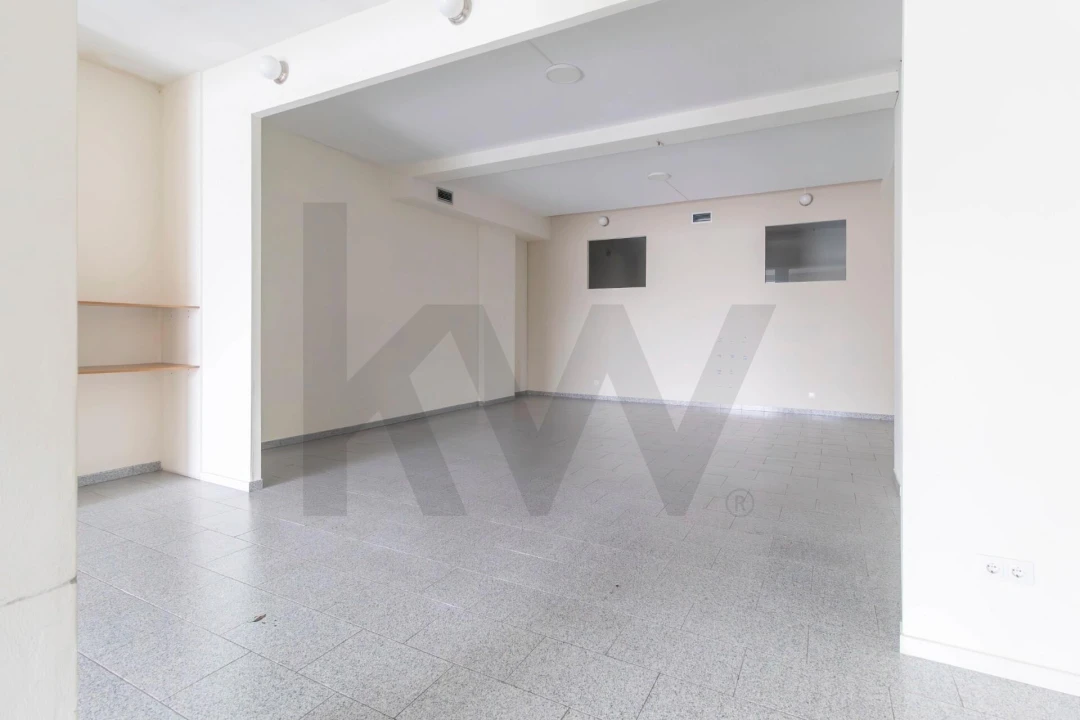 Loja para Arrendamento em Mafamude e Vilar do Paraíso Foto 31