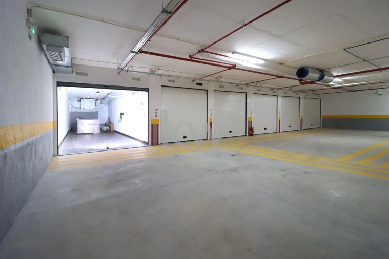 Apartamento T3 para Venda em Carcavelos e Parede Foto 45