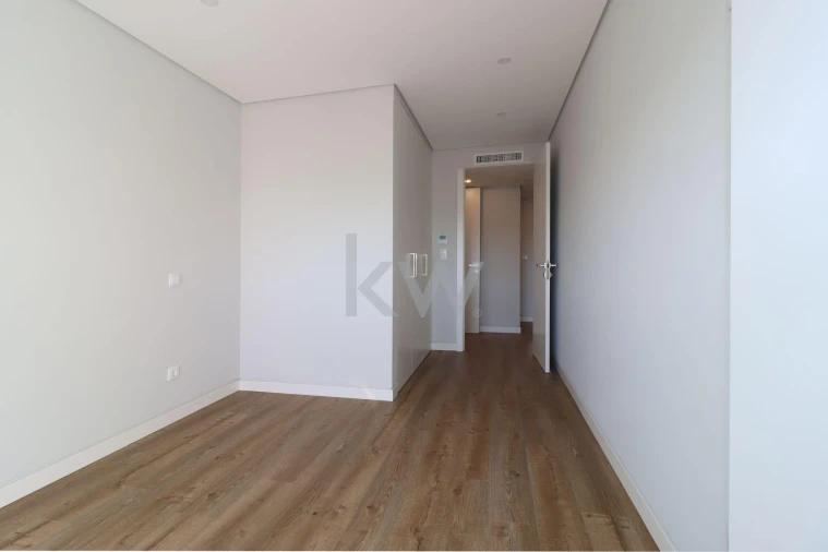 Apartamento T3 para Venda em Carcavelos e Parede Foto 20
