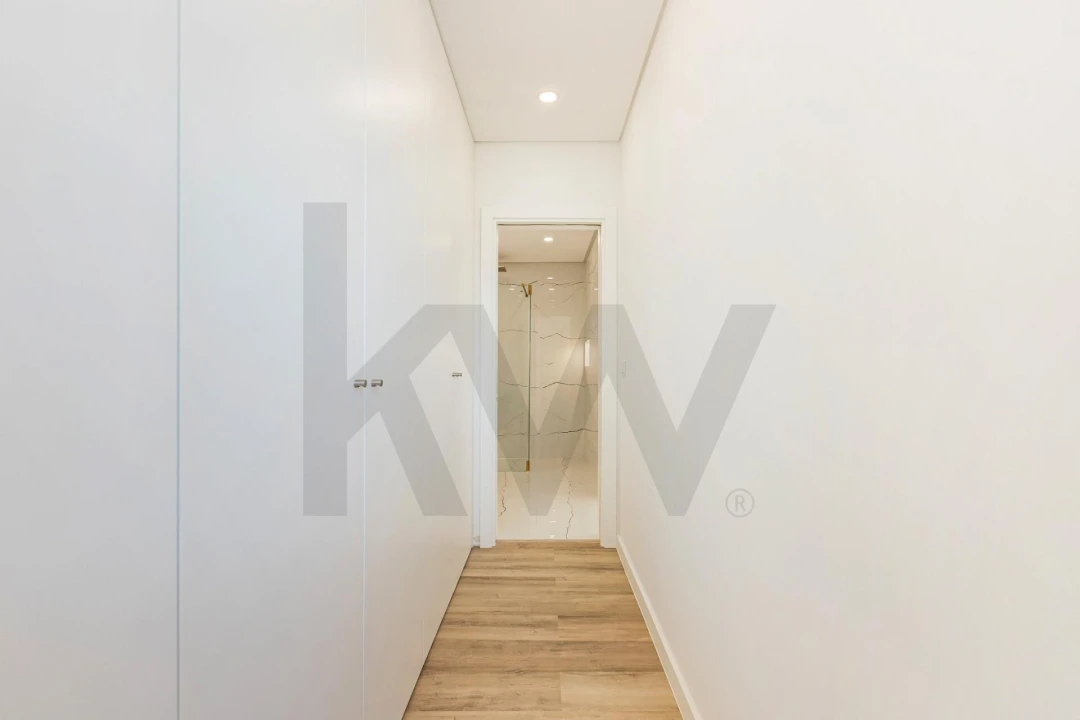 Moradia T4 para Venda em Águas Livres Foto 20