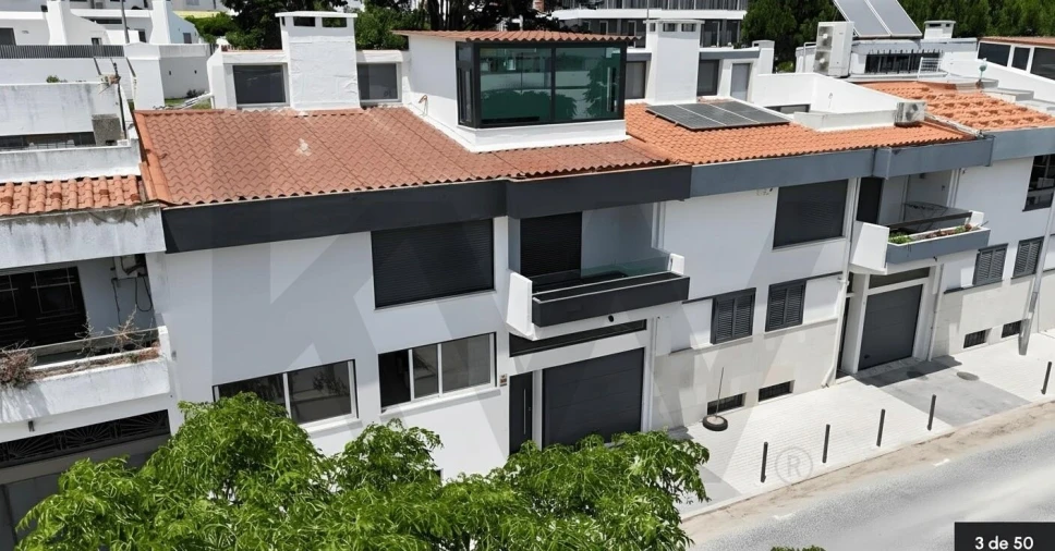 Moradia T4 para Venda em Águas Livres Foto 29