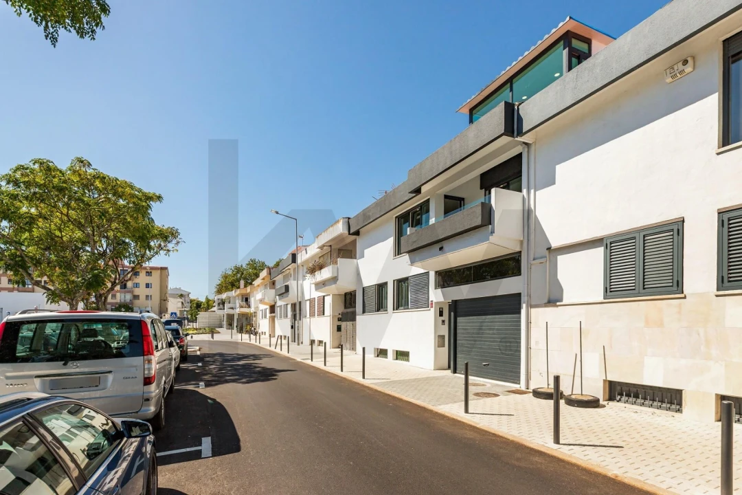 Moradia T4 para Venda em Águas Livres Foto 30