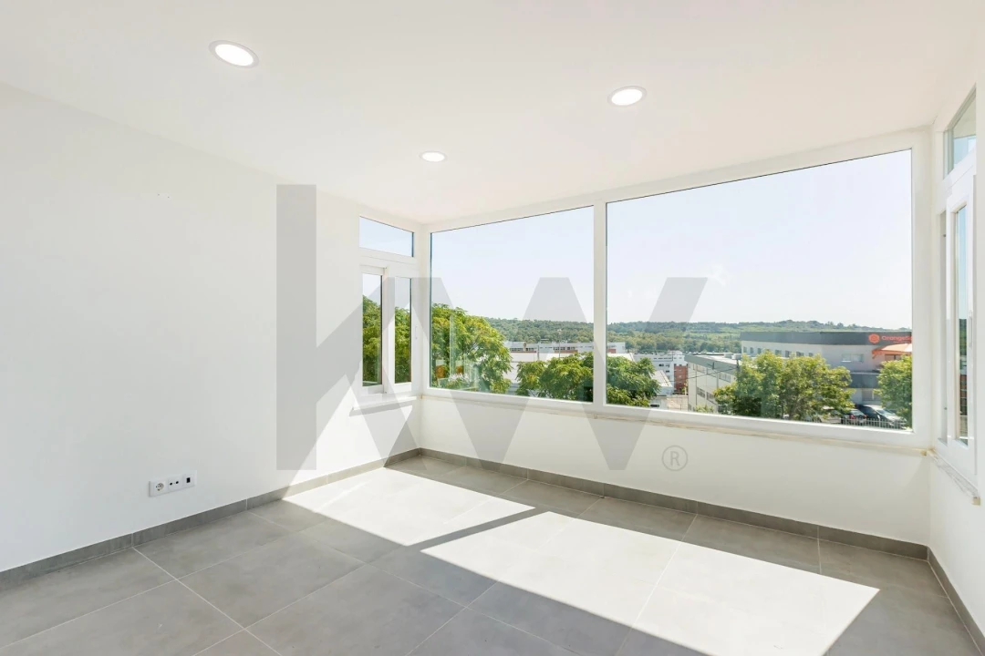 Moradia T4 para Venda em Águas Livres Foto 27