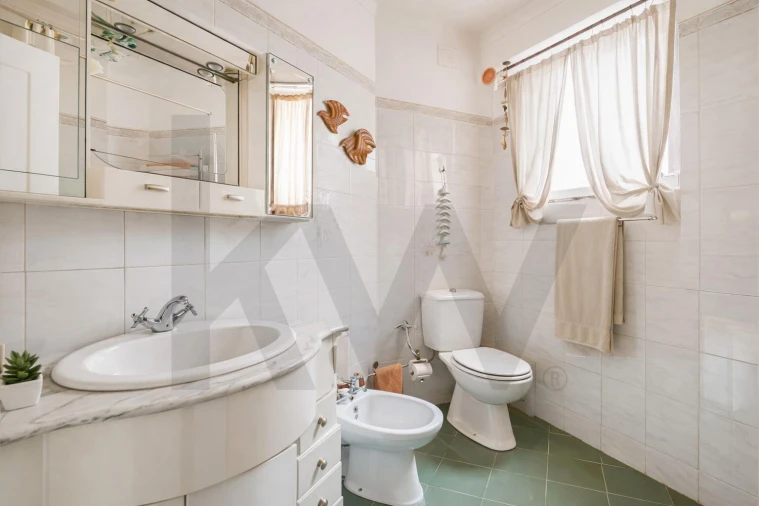 Apartamento T2 para Venda em Quarteira Foto 10