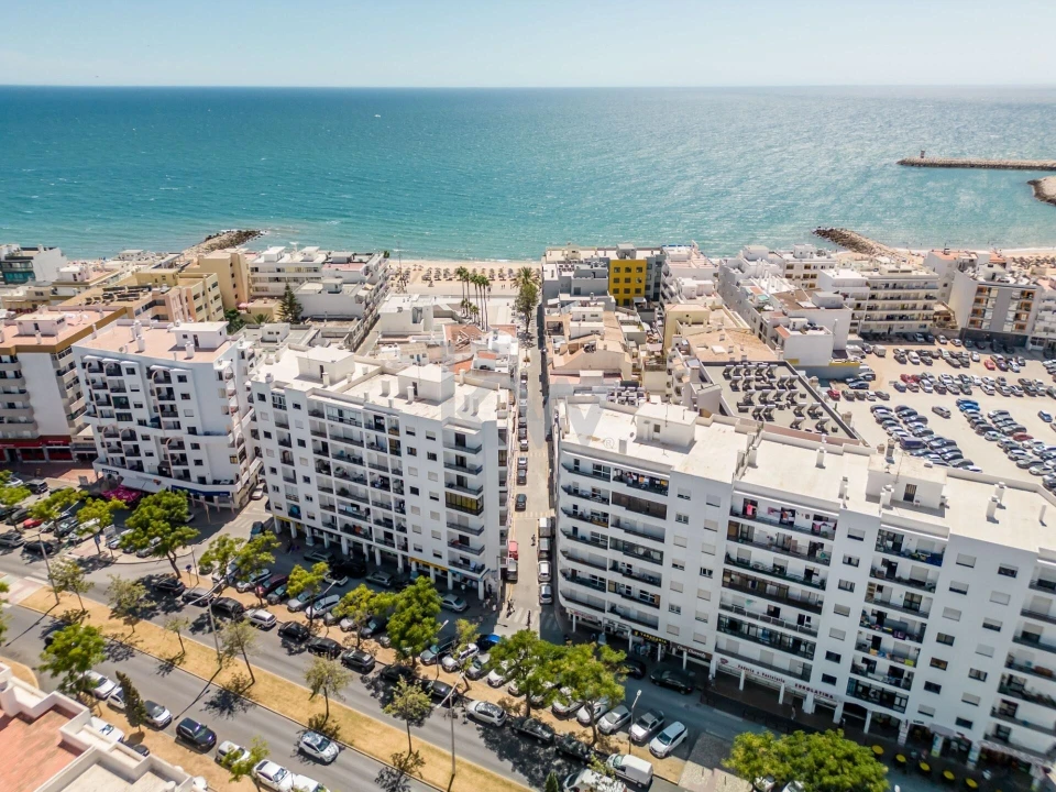 Apartamento T2 para Venda em Quarteira Foto 12
