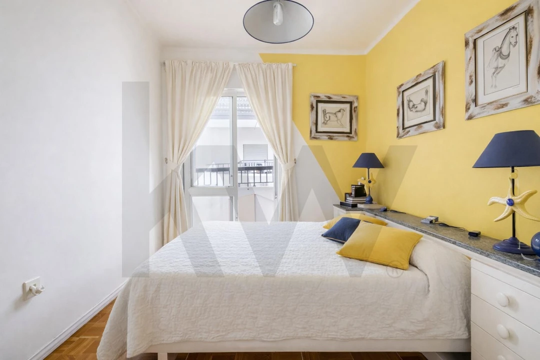 Apartamento T2 para Venda em Quarteira Foto 8