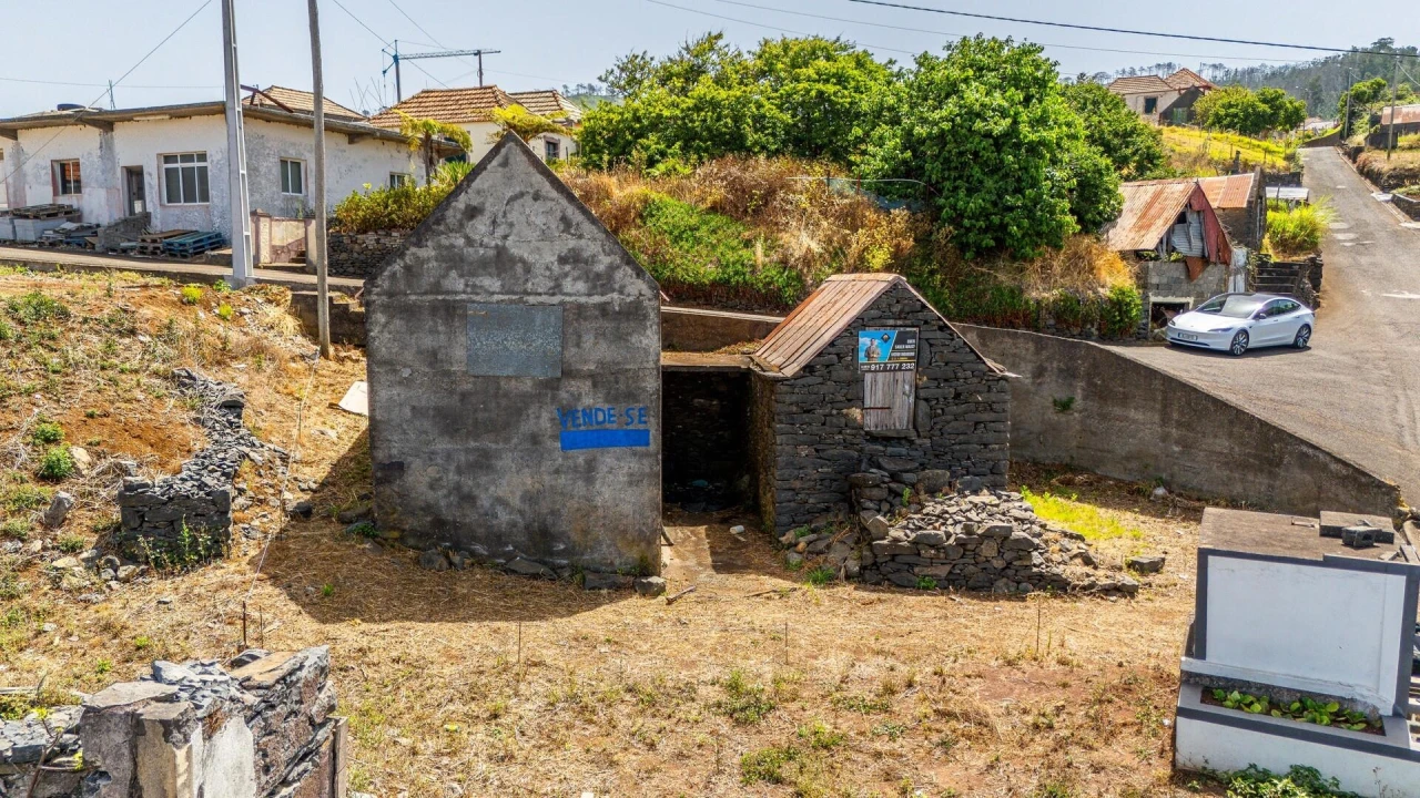 Terreno para Venda em Ponta do Pargo Foto 18