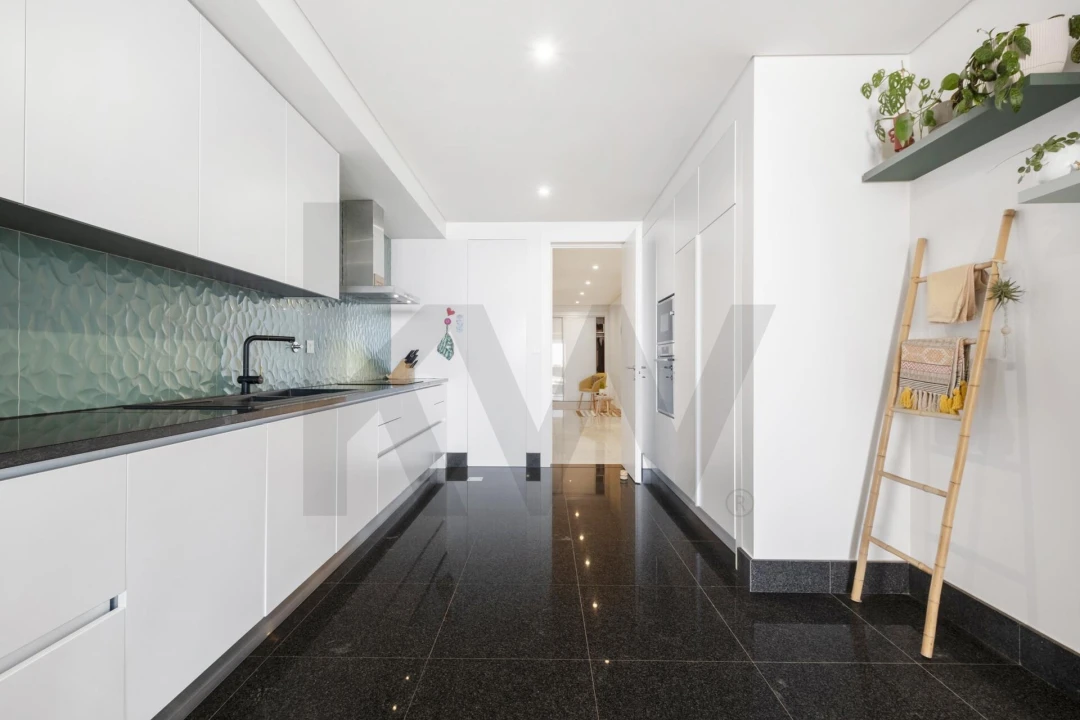 Apartamento T4 para Venda em São Martinho Foto 22