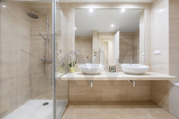 Apartamento T4 para Venda em São Martinho Foto 38