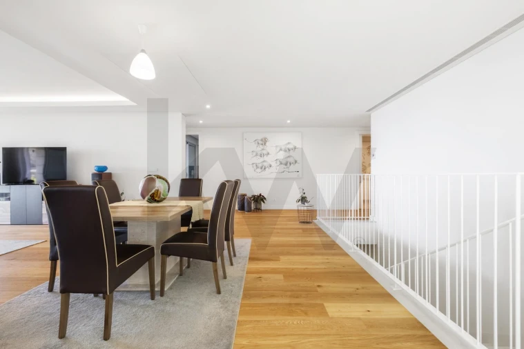 Apartamento T4 para Venda em São Martinho Foto 16
