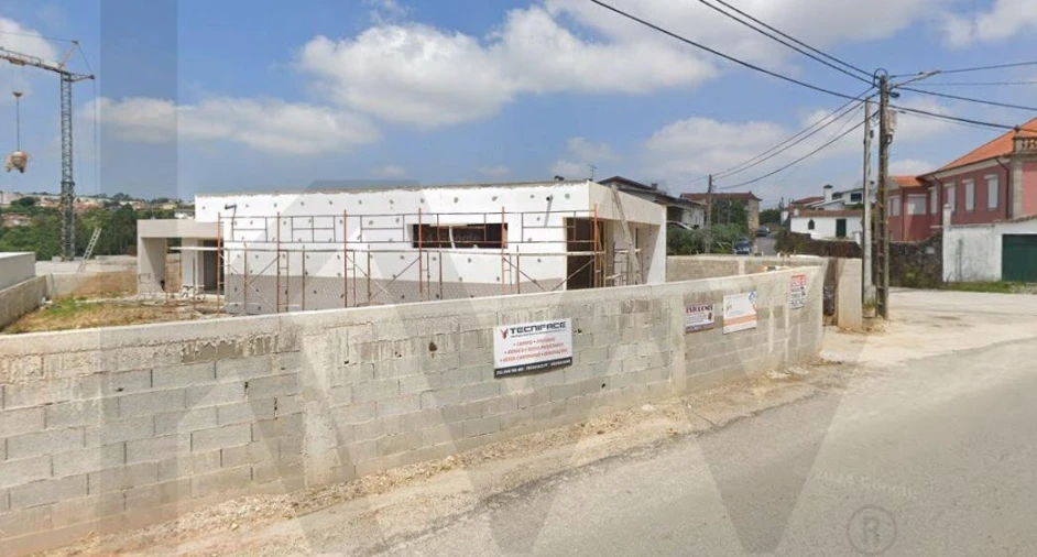Terreno para Venda em Vila de Cucujães Foto 3