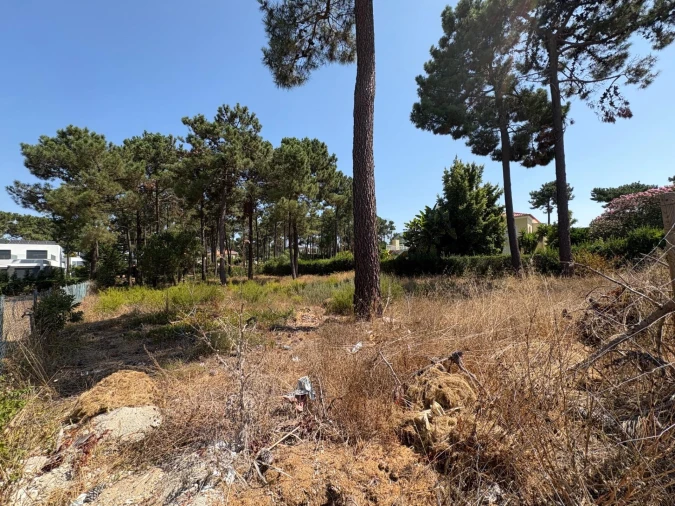 Terreno para Venda em Charneca de Caparica e Sobreda Foto 3