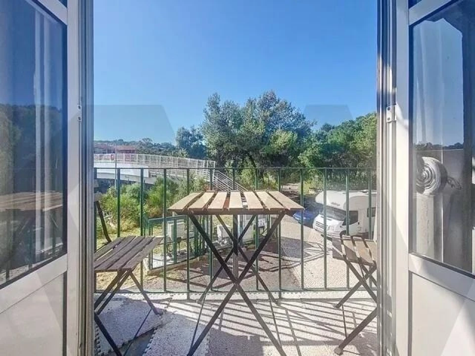 Apartamento T3 para Arrendamento em Alcantara Foto 15