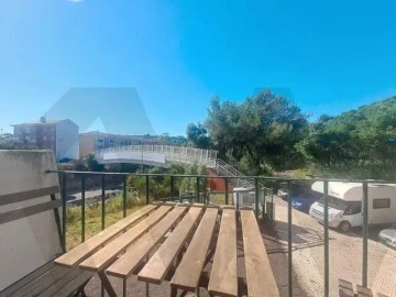 Apartamento T3 para Arrendamento em Alcantara