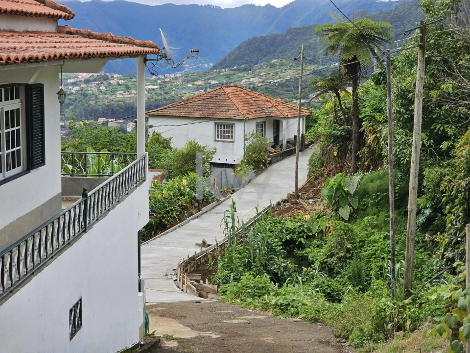 Moradia T3 para Venda em São Roque do Faial Foto 17