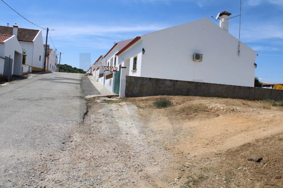 Terreno para Venda em São Manços e São Vicente do Pigeiro Foto 10