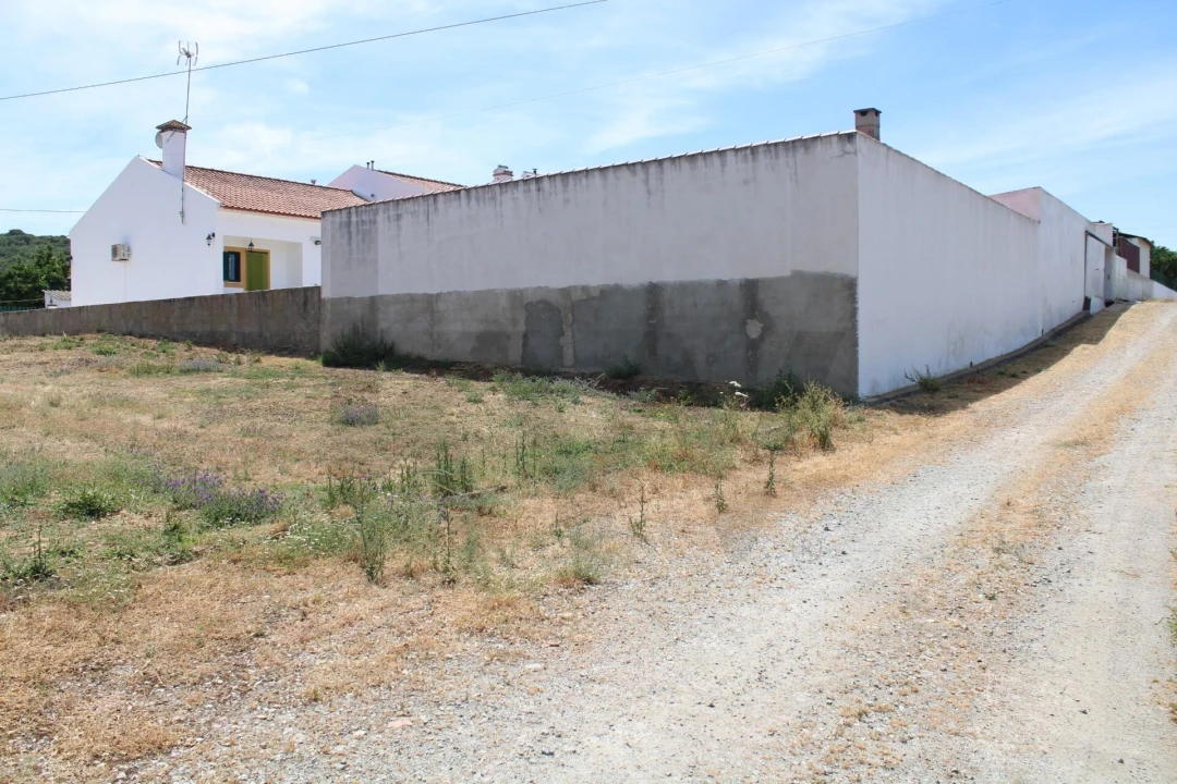 Terreno para Venda em São Manços e São Vicente do Pigeiro Foto 8
