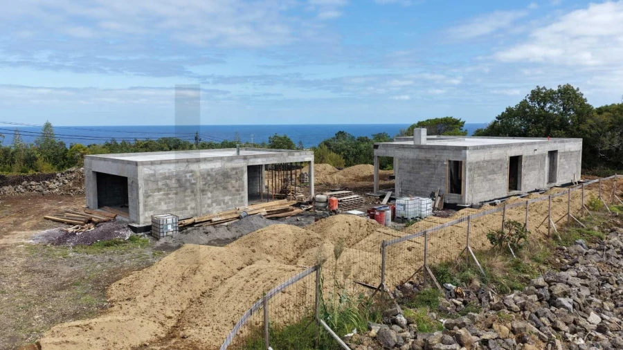 Moradia T3 para Venda em São Vicente Ferreira Foto 9