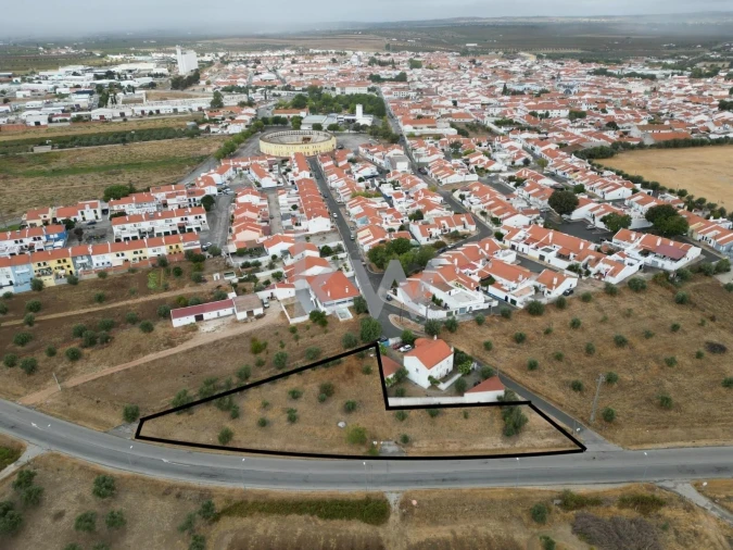 Terreno para Venda em Reguengos de Monsaraz Foto 4