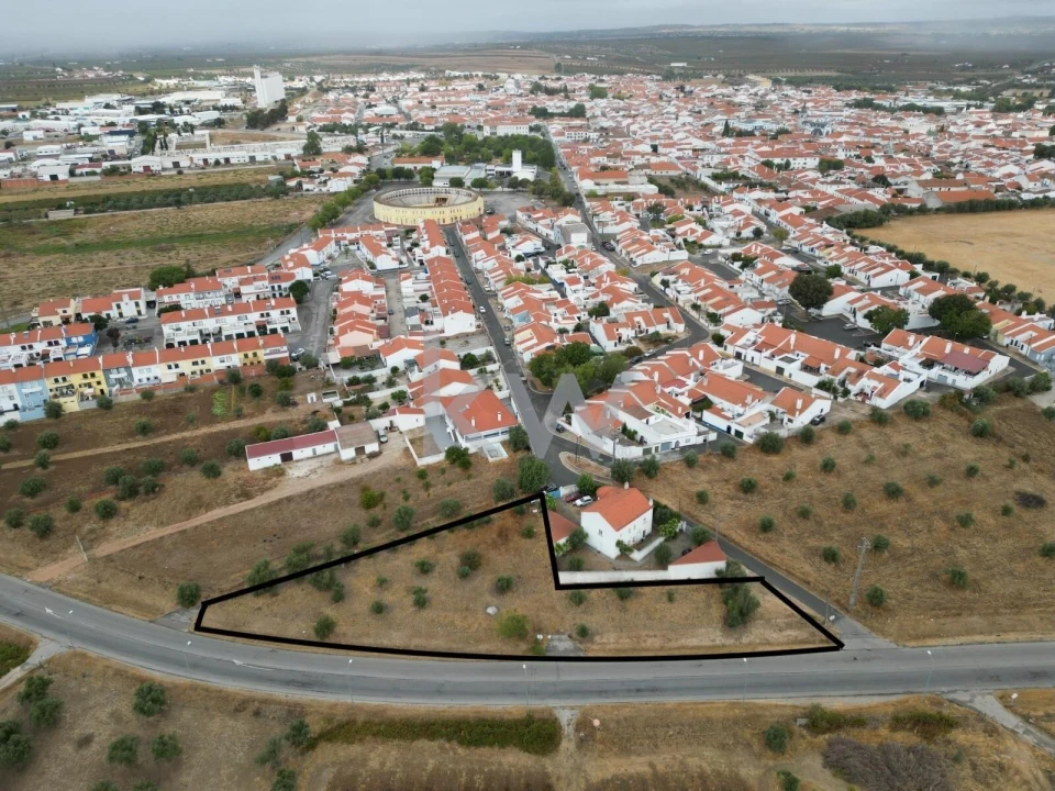 Terreno para Venda em Reguengos de Monsaraz Foto 4