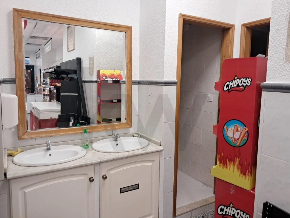 Loja para Trespasse em Olivais Foto 17