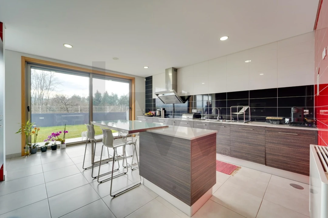 Moradia T5 para Venda em Oliveira do Bairro Foto 14