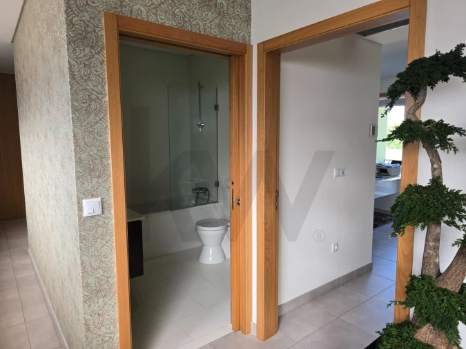 Moradia T5 para Venda em Oliveira do Bairro Foto 35