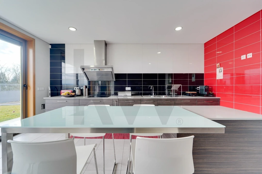 Moradia T5 para Venda em Oliveira do Bairro Foto 15