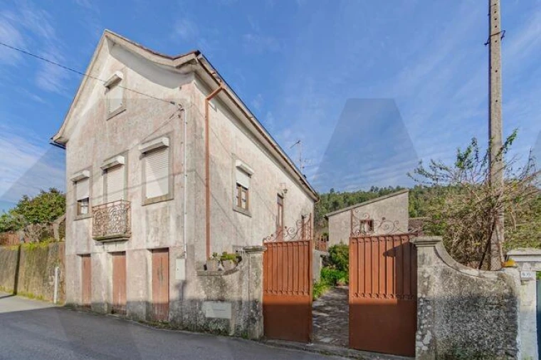 Quinta T3 para Venda em O. Azeméis, Riba-Ul, Ul, Macinhata Seixa, Madail