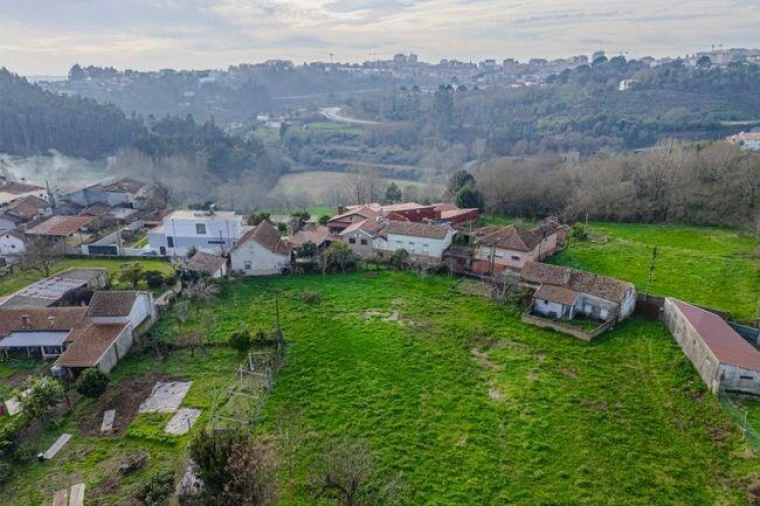 Quinta T3 para Venda em O. Azeméis, Riba-Ul, Ul, Macinhata Seixa, Madail Foto 25