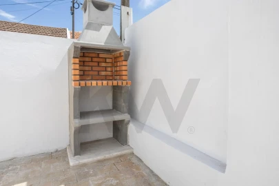 Moradia T3 para Venda em Sarilhos Grandes