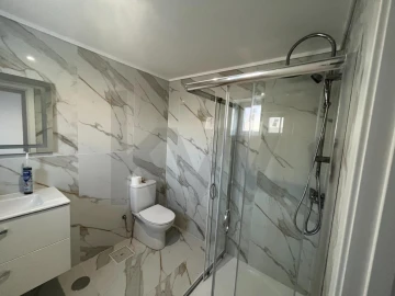 Moradia T3 para Venda em Sarilhos Grandes