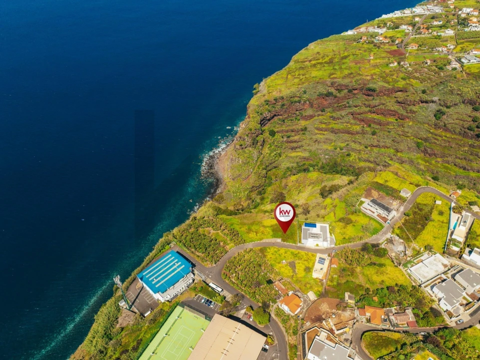 Terreno para Venda em Arco da Calheta Foto 22