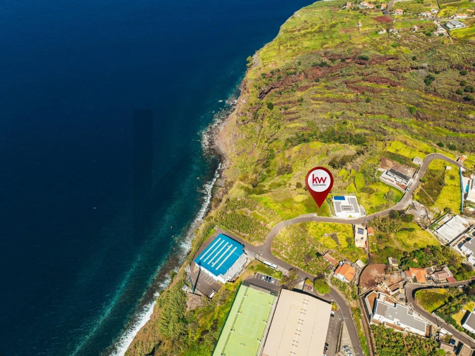 Terreno para Venda em Arco da Calheta Foto 27