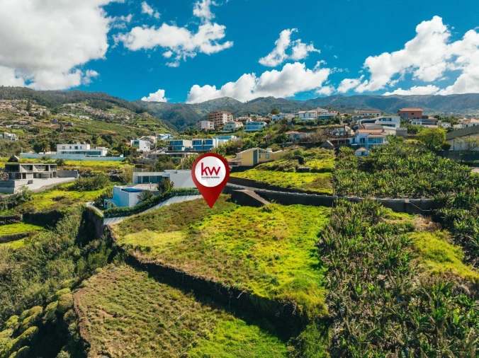 Terreno para Venda em Arco da Calheta Foto 15