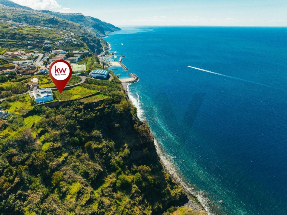 Terreno para Venda em Arco da Calheta Foto 23