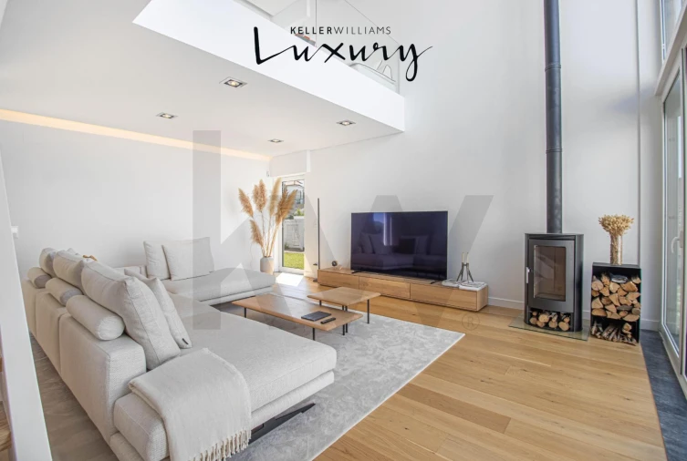 Moradia T3 para Venda em Santa Maria e São Miguel, São Martinho, São Pedro Penaferrim Foto 7