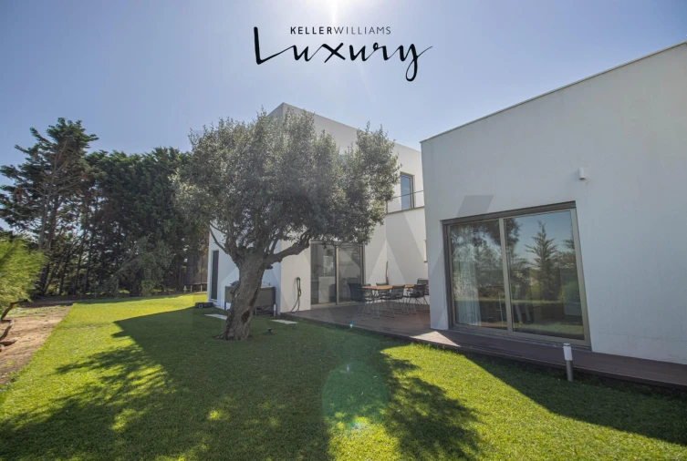 Moradia T3 para Venda em Santa Maria e São Miguel, São Martinho, São Pedro Penaferrim Foto 37