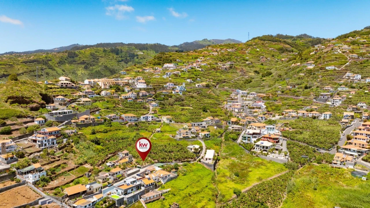Terreno para Venda em Ribeira Brava Foto 5