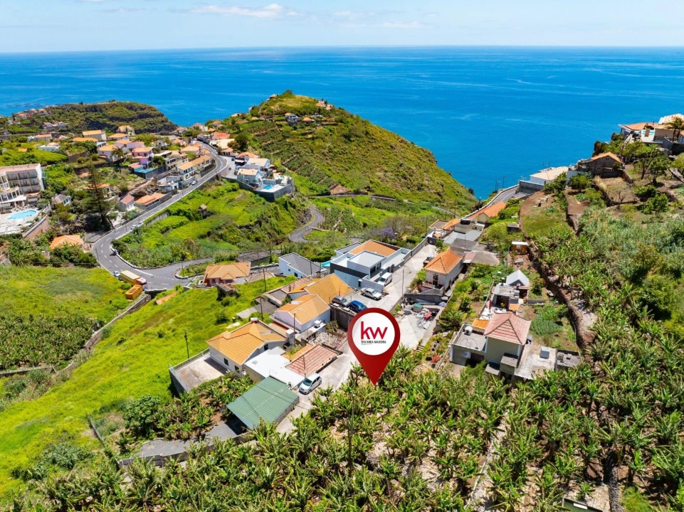 Terreno para Venda em Ribeira Brava Foto 9