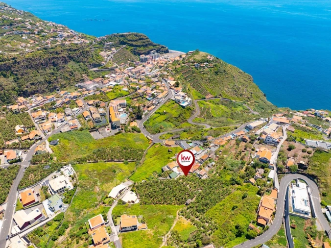 Terreno para Venda em Ribeira Brava Foto 6