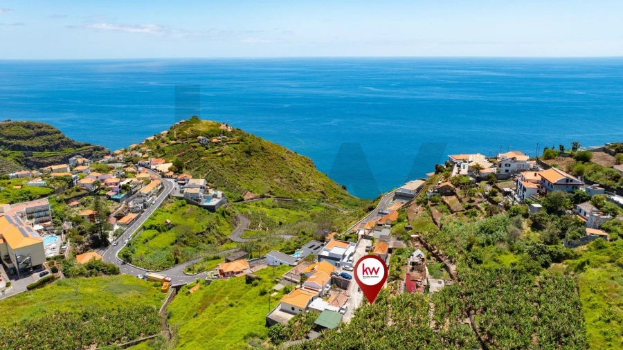 Terreno para Venda em Ribeira Brava