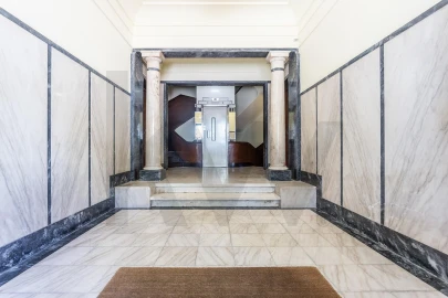 Apartamento T5 para Venda em Areeiro