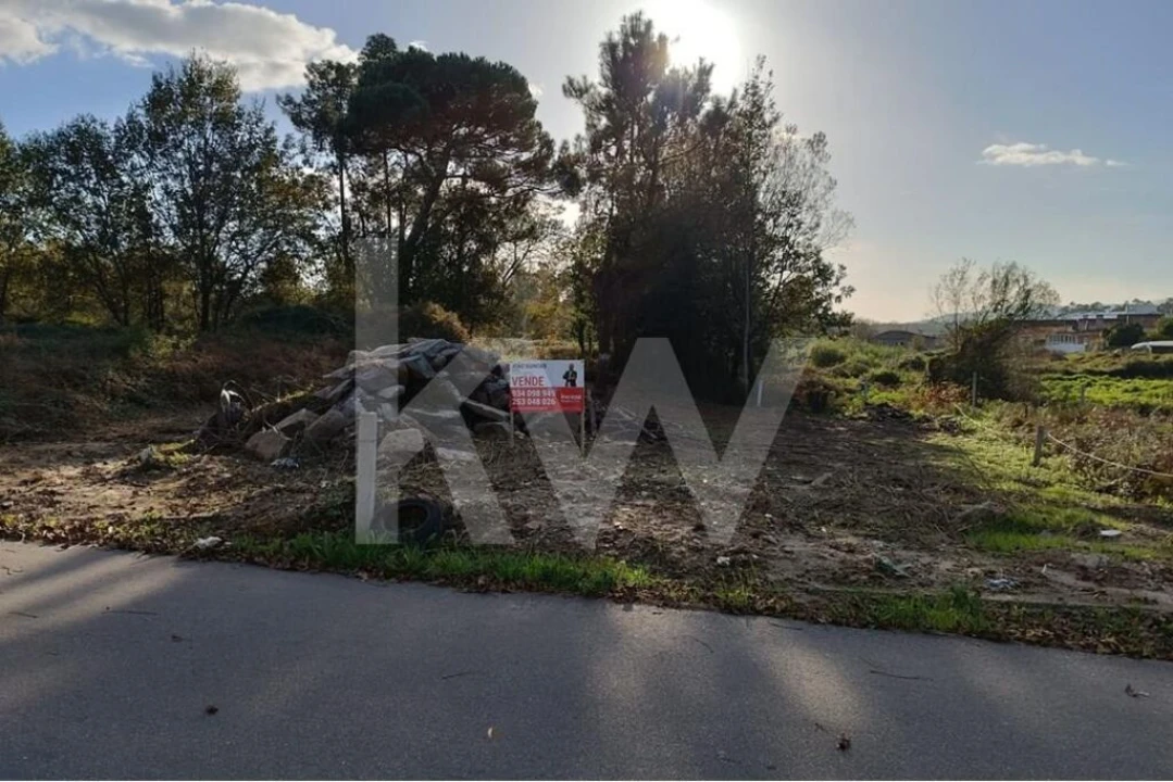 Terreno para Venda em Vila de Prado Foto 1
