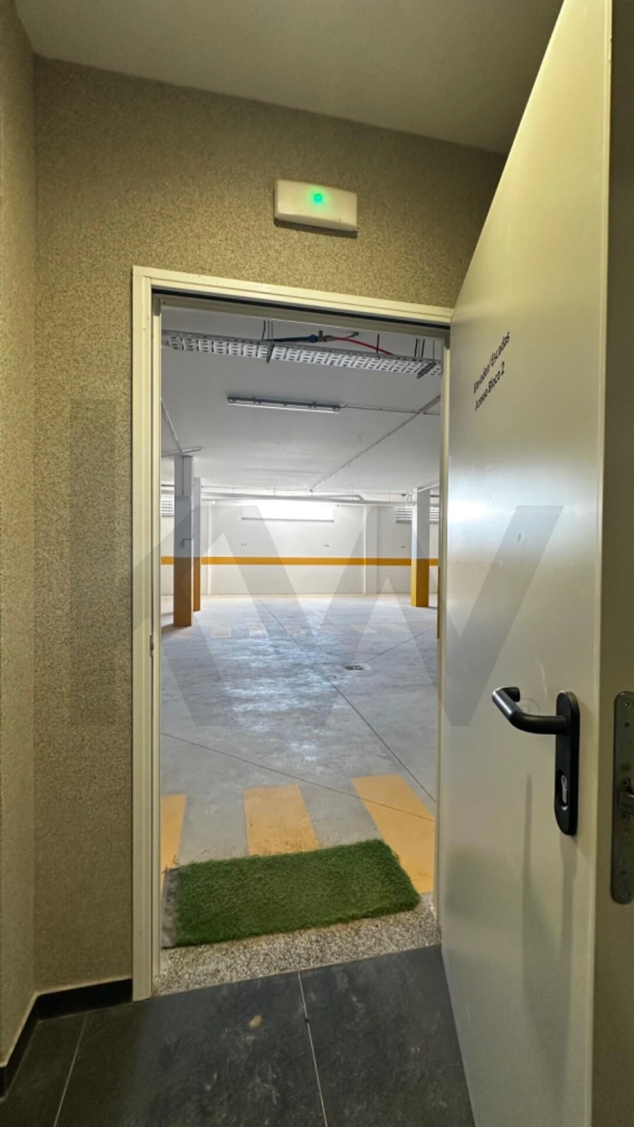 Apartamento T1 para Venda em Nazare Foto 6