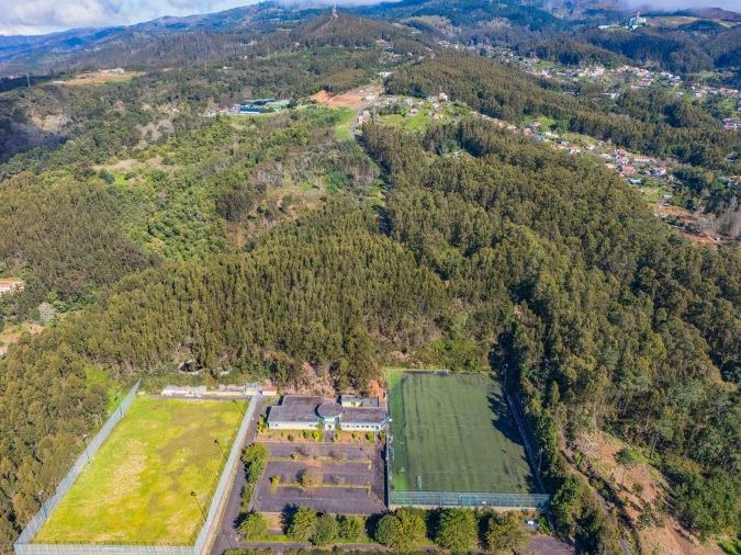 Terreno para Venda em Camacha Foto 2