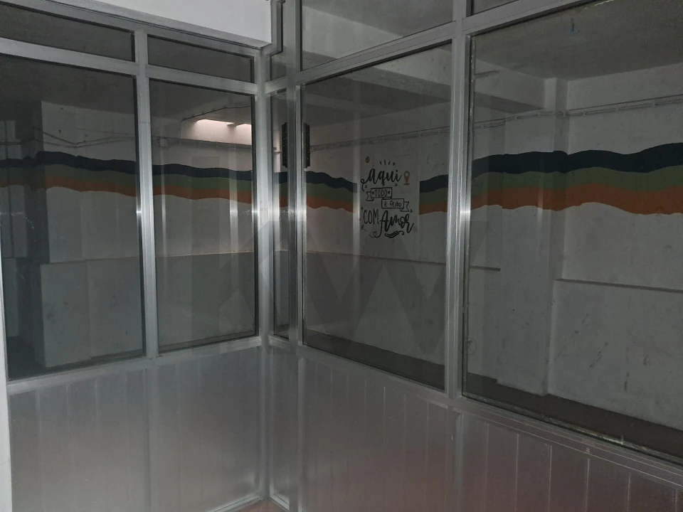 Loja para Venda em Almeirim Foto 13