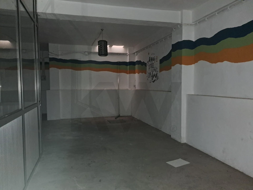 Loja para Venda em Almeirim Foto 16