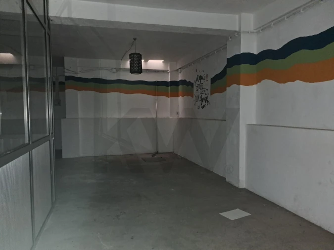 Loja para Venda em Almeirim Foto 16