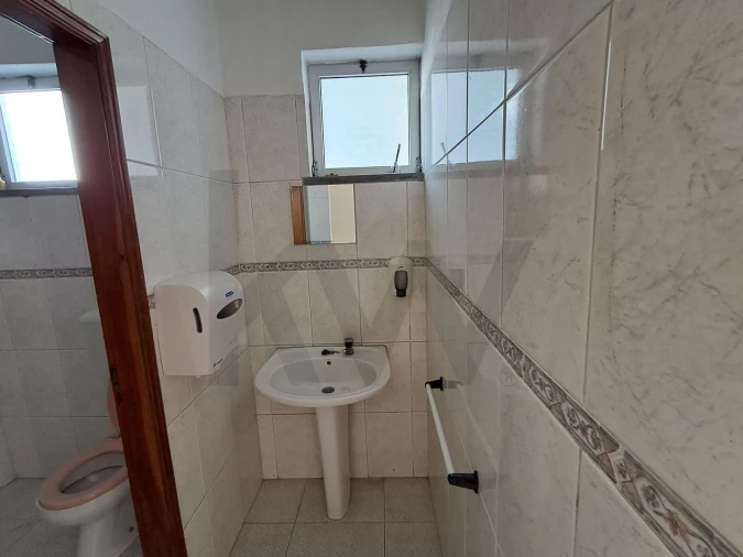 Loja para Venda em Almeirim Foto 5